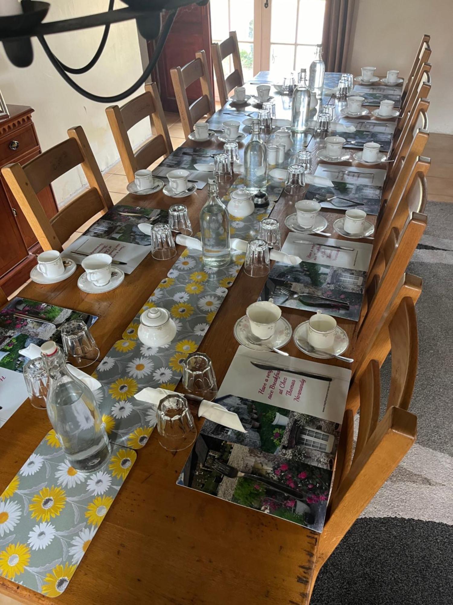 Chez Thomas 7 Route Du Monde Ancien Bed and Breakfast Saint-Georges-D'Aunay Εξωτερικό φωτογραφία